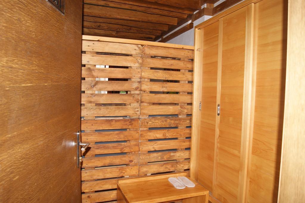 Hotel Prizreni Luaran gambar