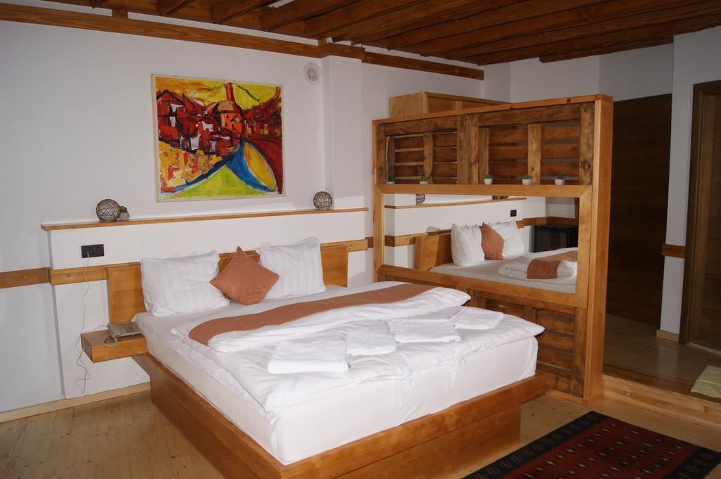 Hotel Prizreni Bilik gambar