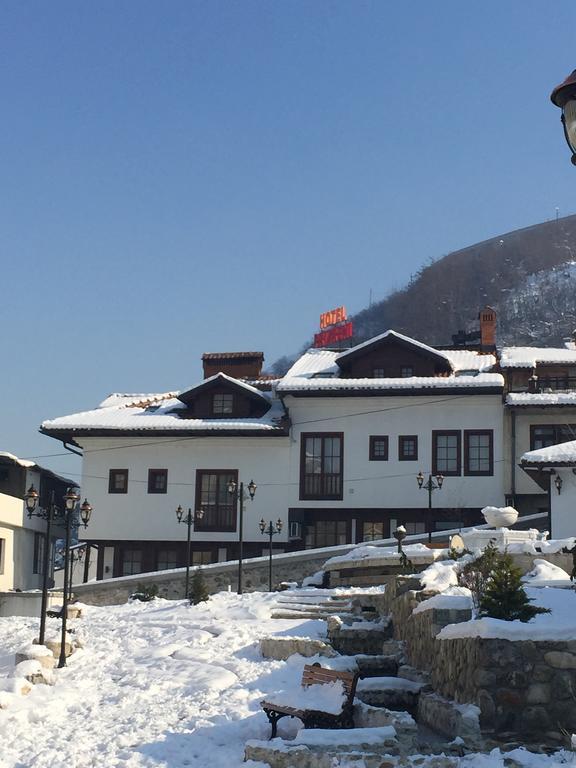 Hotel Prizreni Luaran gambar