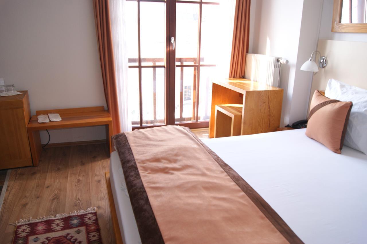 Hotel Prizreni Luaran gambar