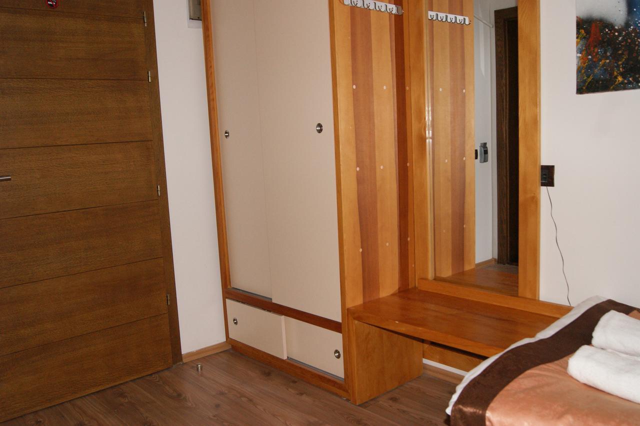 Hotel Prizreni Luaran gambar
