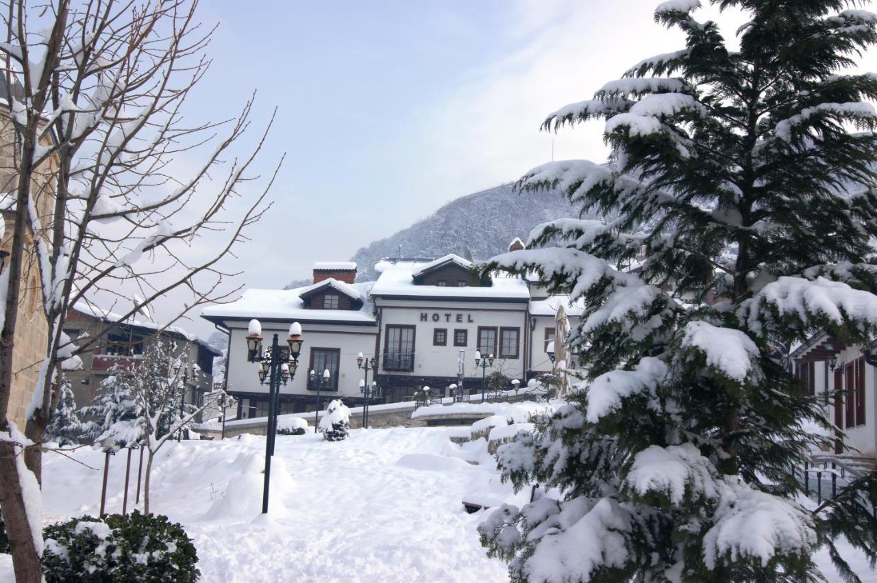 Hotel Prizreni Luaran gambar